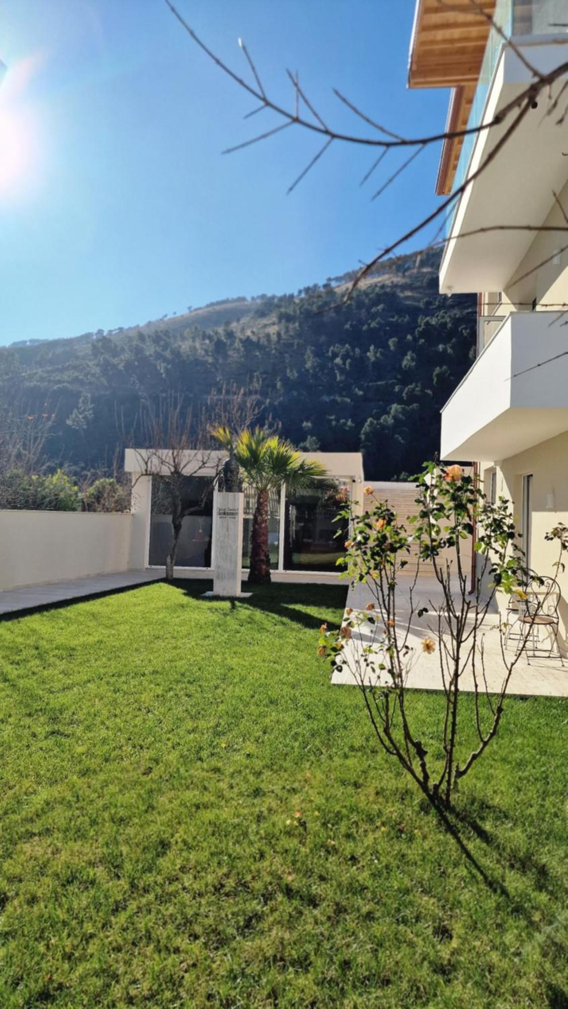 Apartaments Mimani 2 Берат Екстер'єр фото